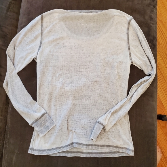 The Barre Code waffle tee sz M women's - very soft and stretchy! - Picture 5 of 5
